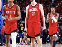 28圈娱乐-关于NBA季后赛清晨走向成谜，密尔沃基雄鹿遗憾出局，悬念犹存，身体对抗强度拉满的信息